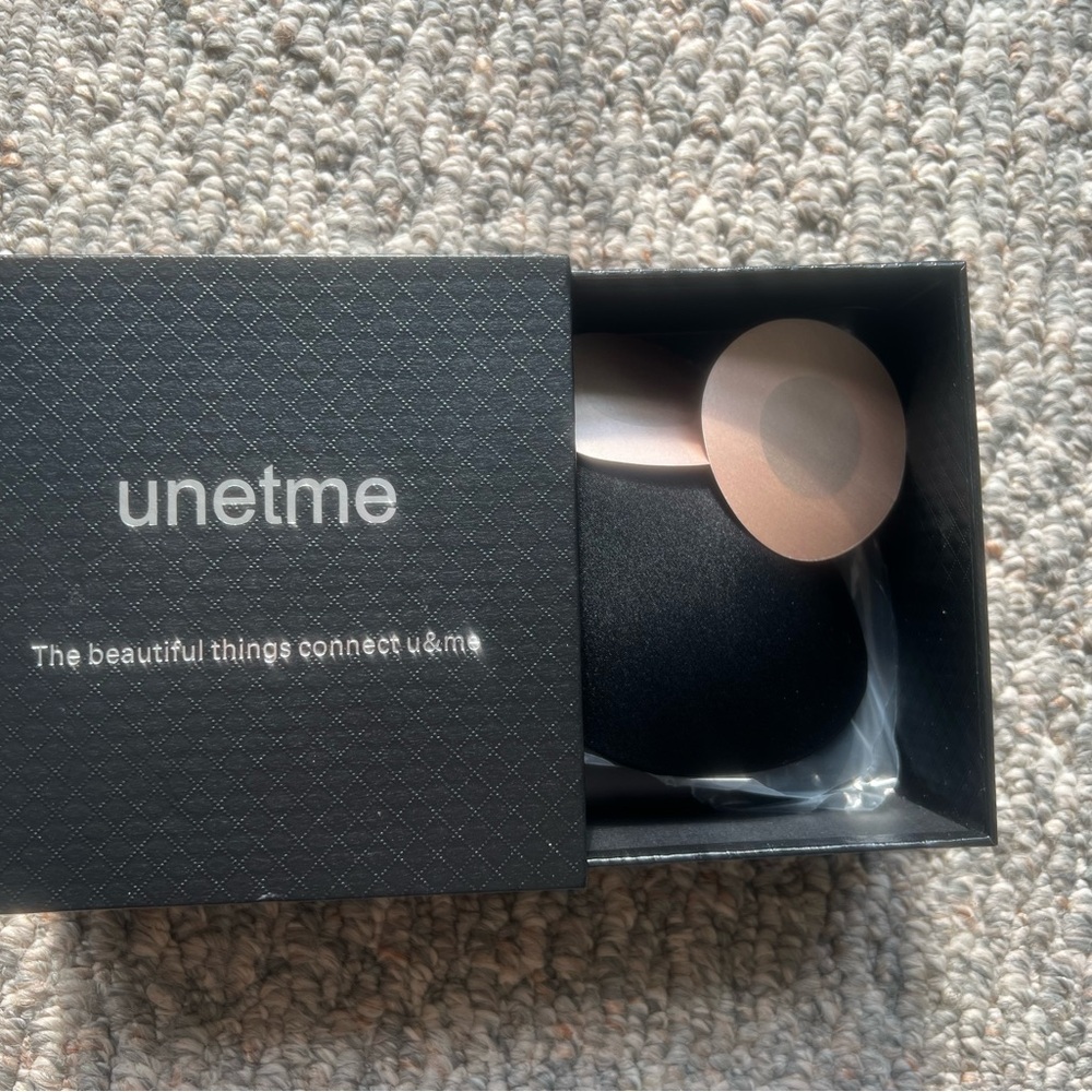 Unetme Black seemless wire free bra